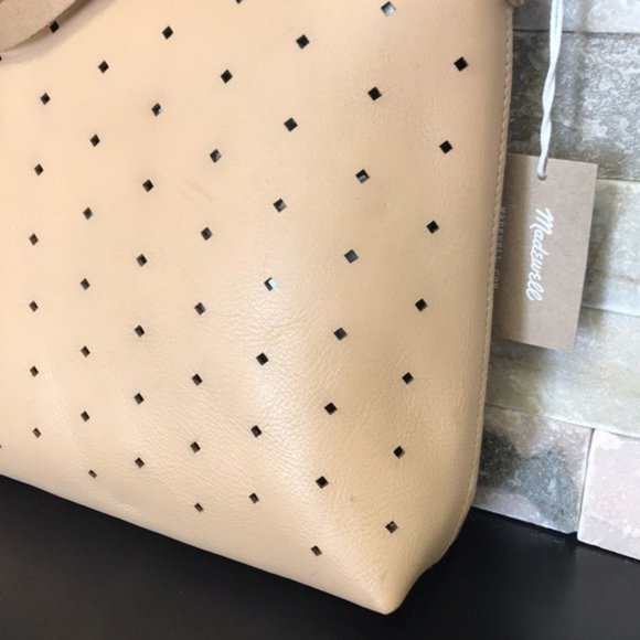 🔥Host Pick🔥Madewell Mini Transport Perforated Leather Tote - Picture 3 of 10